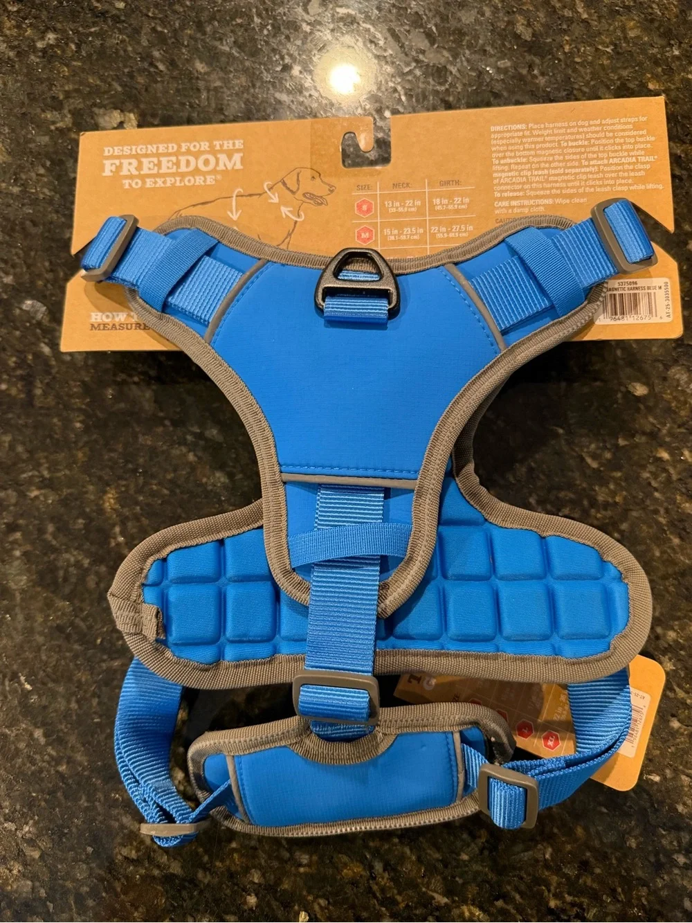 Arcadia Trail Dog Harness Size Medium - New with Tags